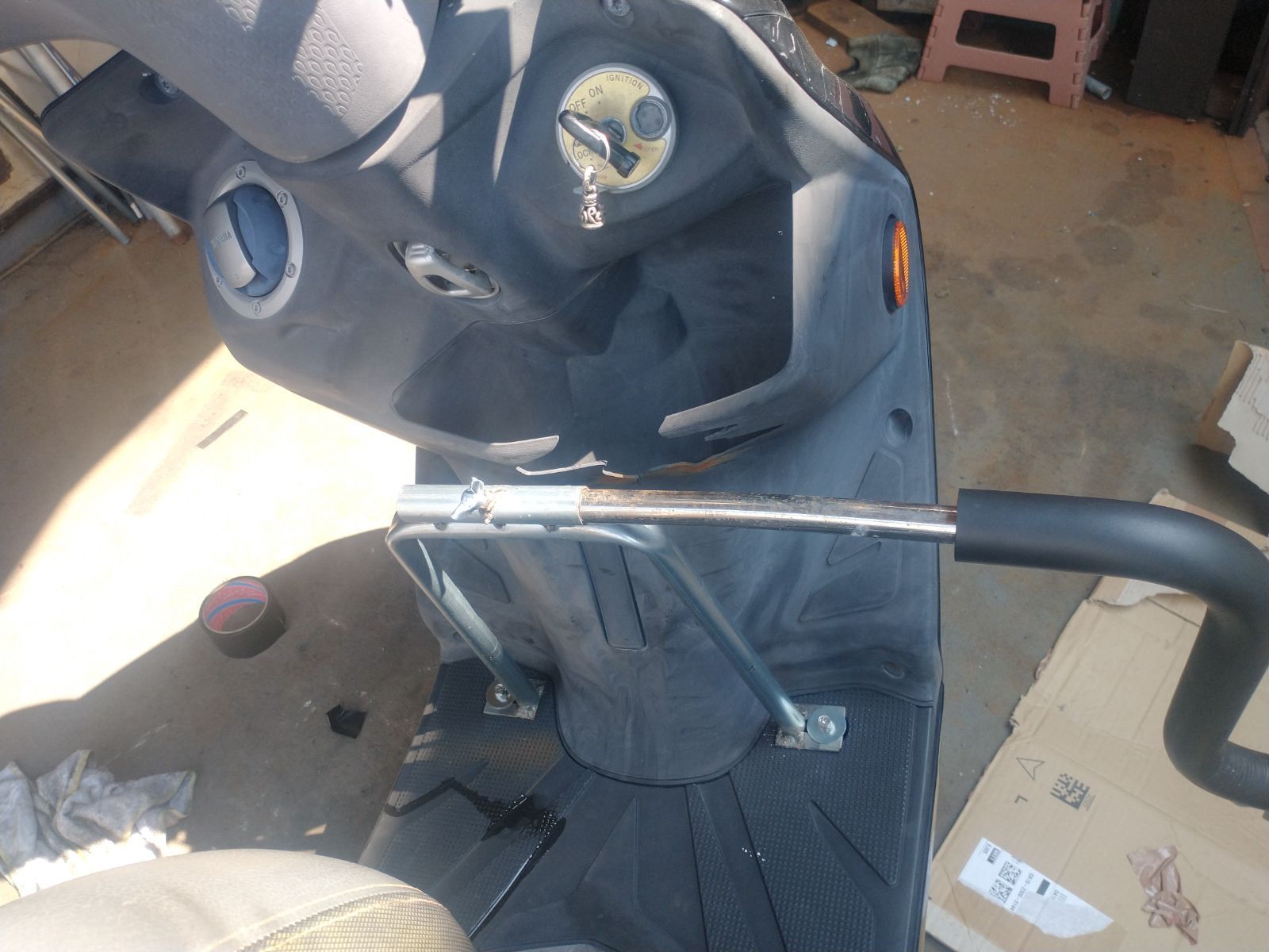 ジョグシグナスアドレスレッツ原付二種 原付スクーター用のサーフボードキャリア