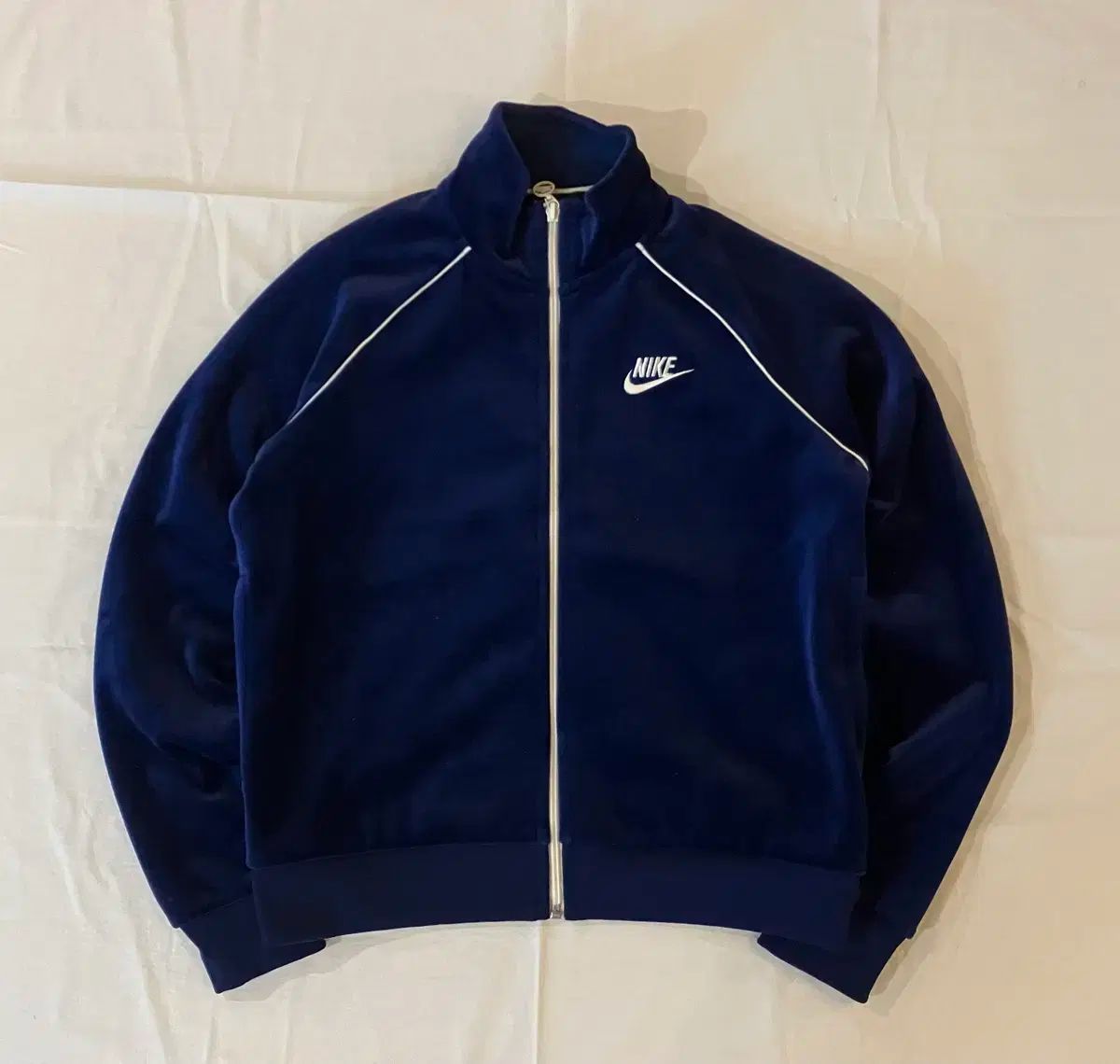 NIKE ナイキ ベロア トラックジャケット Mサイズ Y2K ナイキNIKE ベロアジップアップパーカー トラックジャケット y2k