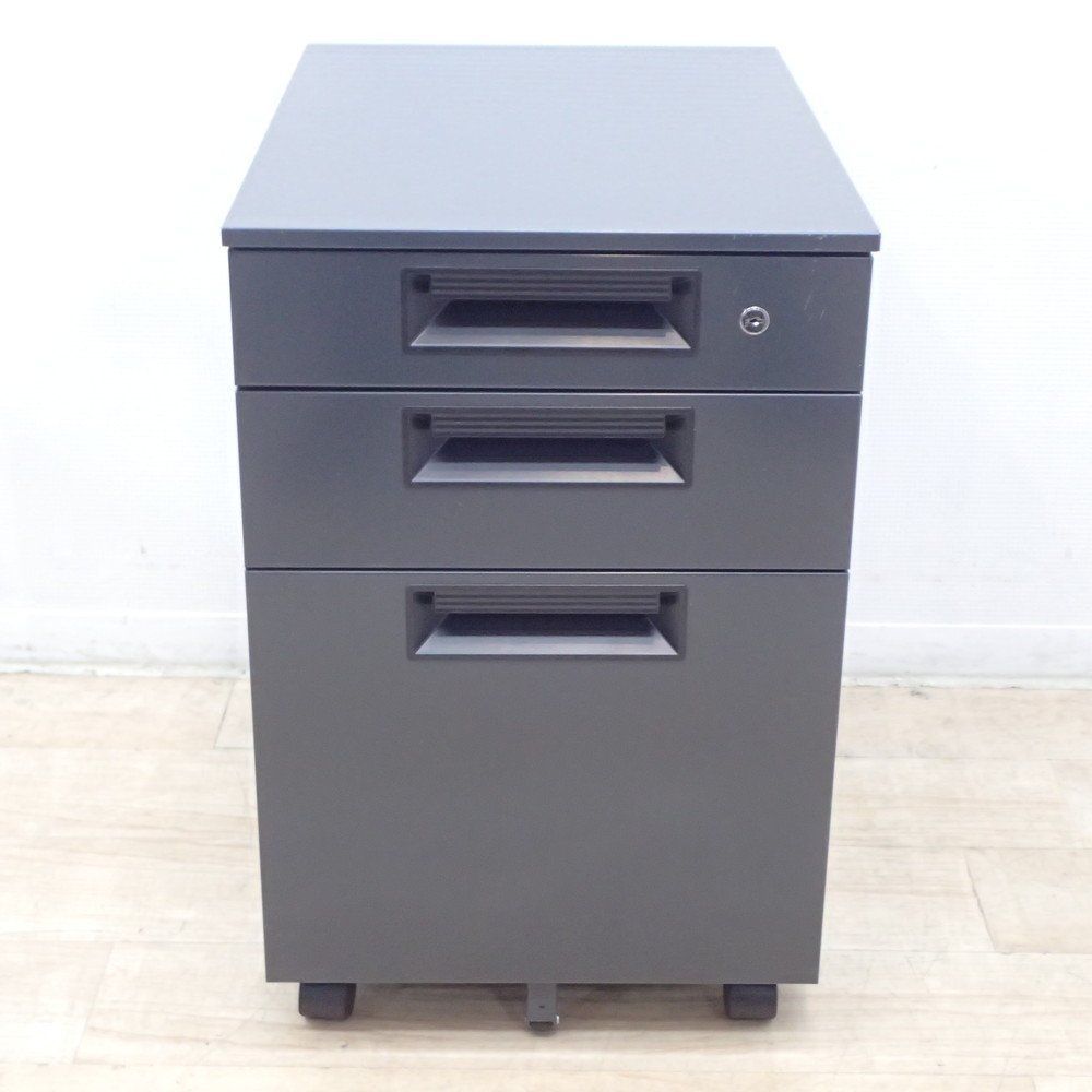 プラス PLUS LEED 3段ワゴン 鍵無 SP-046SC-B3 ダークグレー 収納ワゴン デスクワゴン サイドキャビネット 袖机 EG18998 オフィス家具