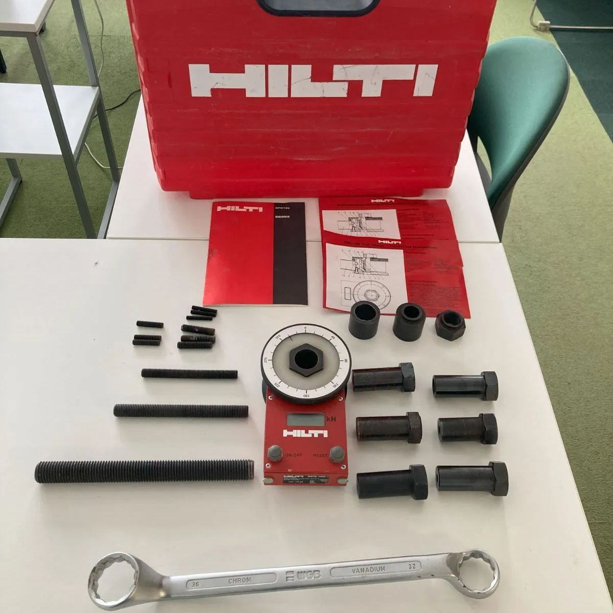 期間限定価格!】HILTI ヒルティ アンカーテスター DPG100 - メルカリ