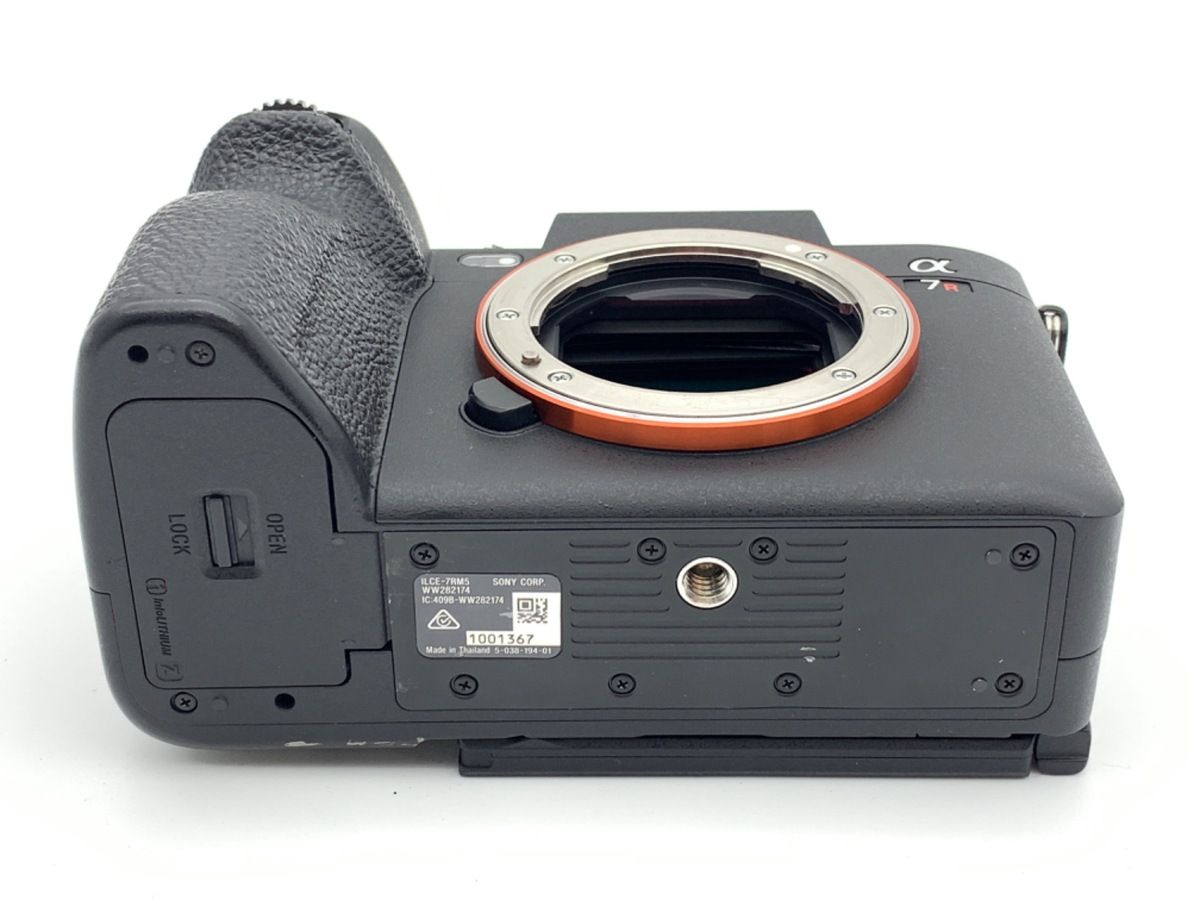極上品 パナソニック LUMIX DC-S1 ミラーレスカメラ 8945ショット 概要 デジタル一眼カメラ/ボディ DC-S1 | LUMIX（ルミックス