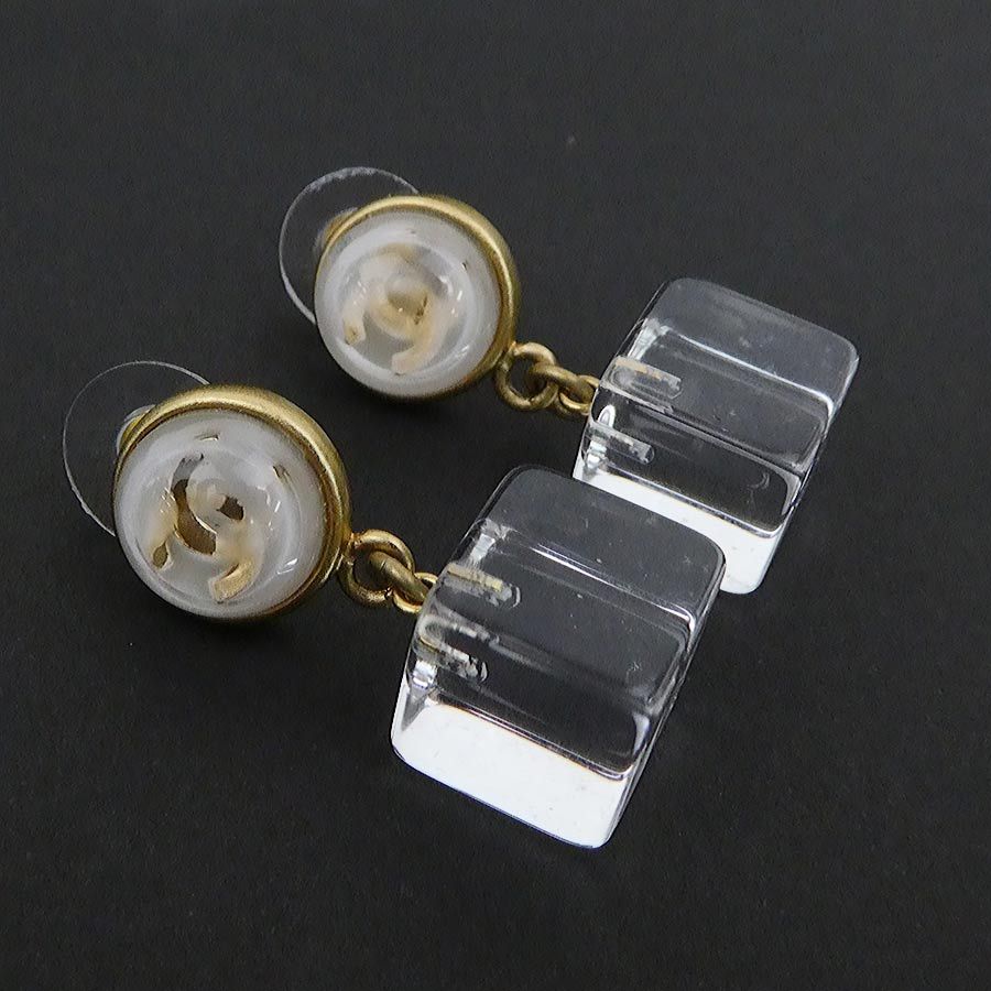ピアス ココマーク