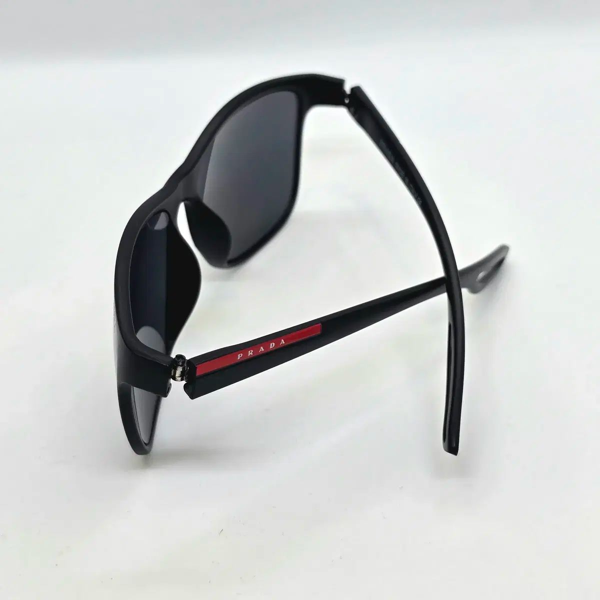 PRADA プラダのサングラス➕プラダスポーツの箱付き 美品 プラダスポーツ サングラス PRADA sport イタリア製｜Yahoo