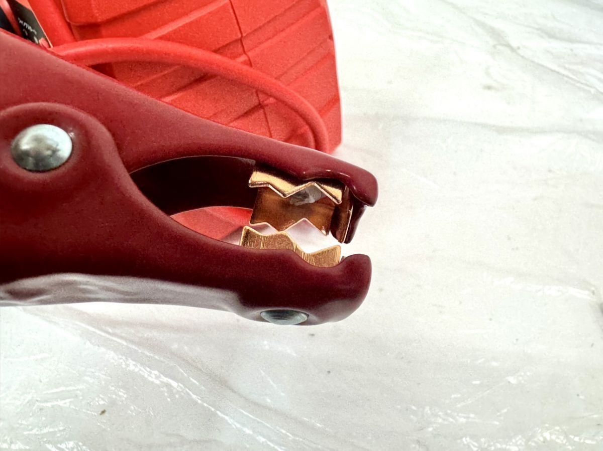 ポータブル電源スターター