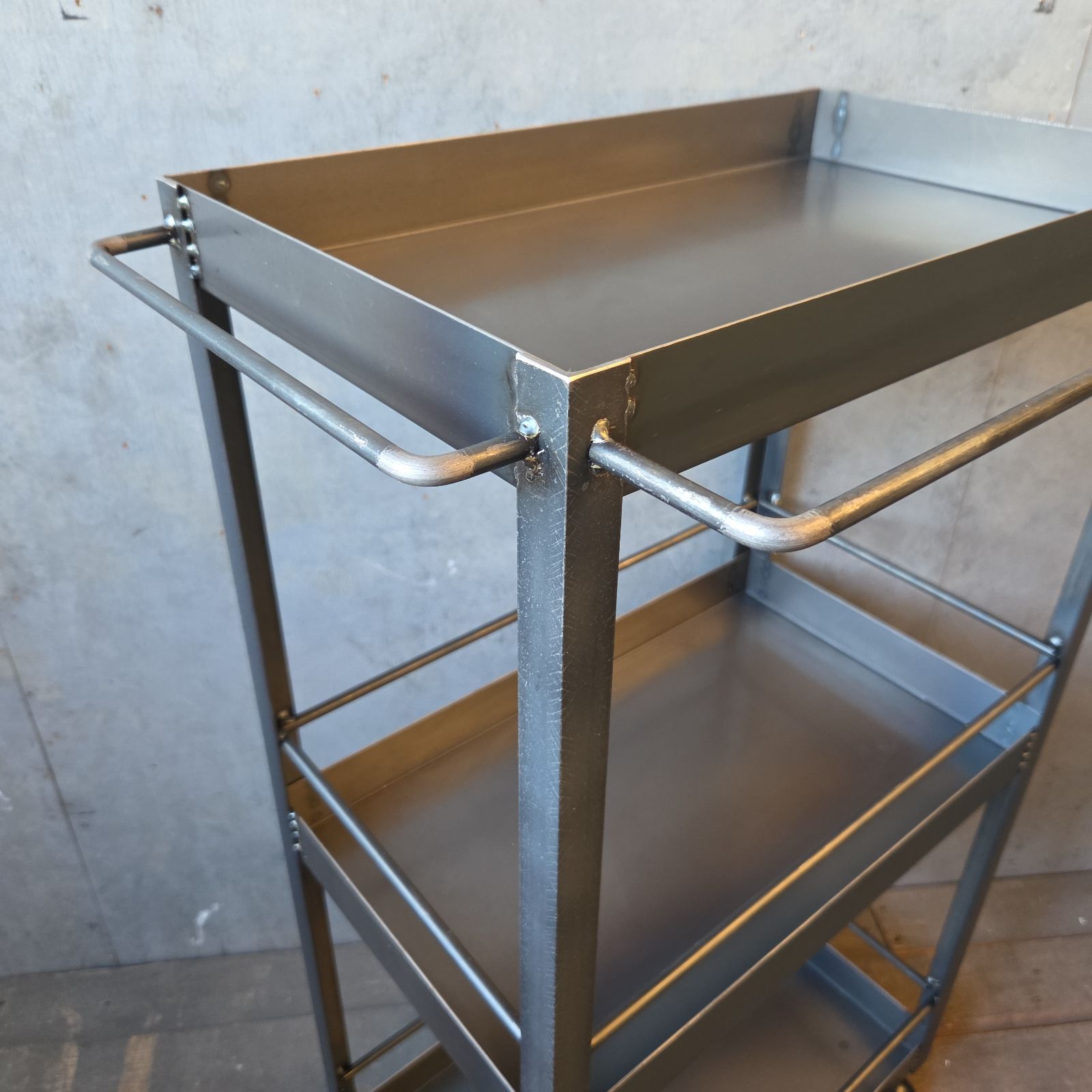 スタイリッシュ