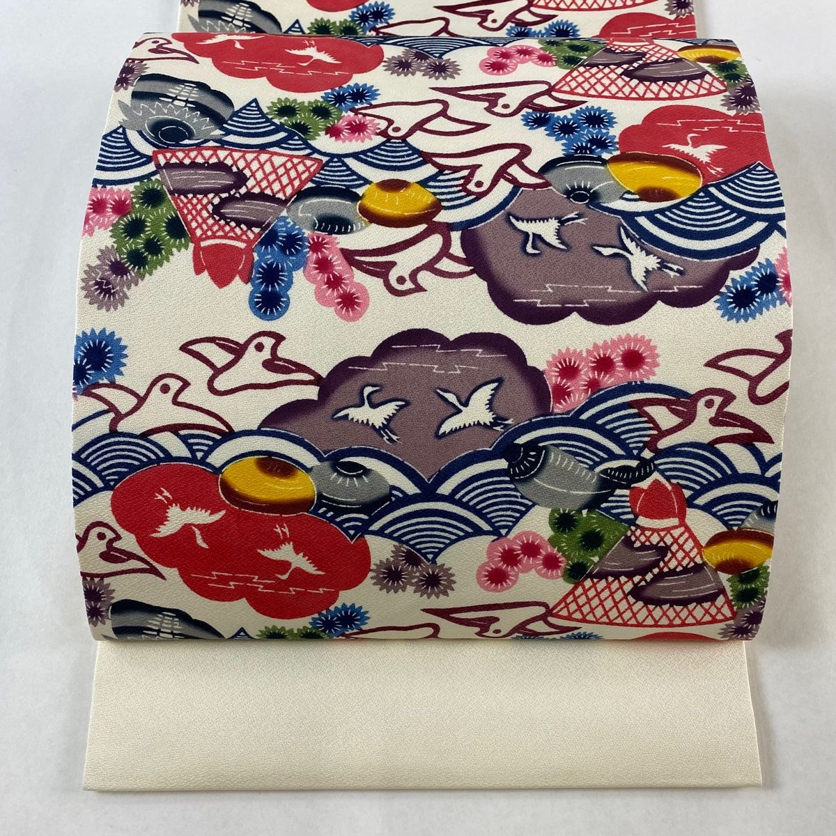 名古屋帯 美品 逸品 落款 城間栄順 紬地 魚 貝 ベージュ 正絹