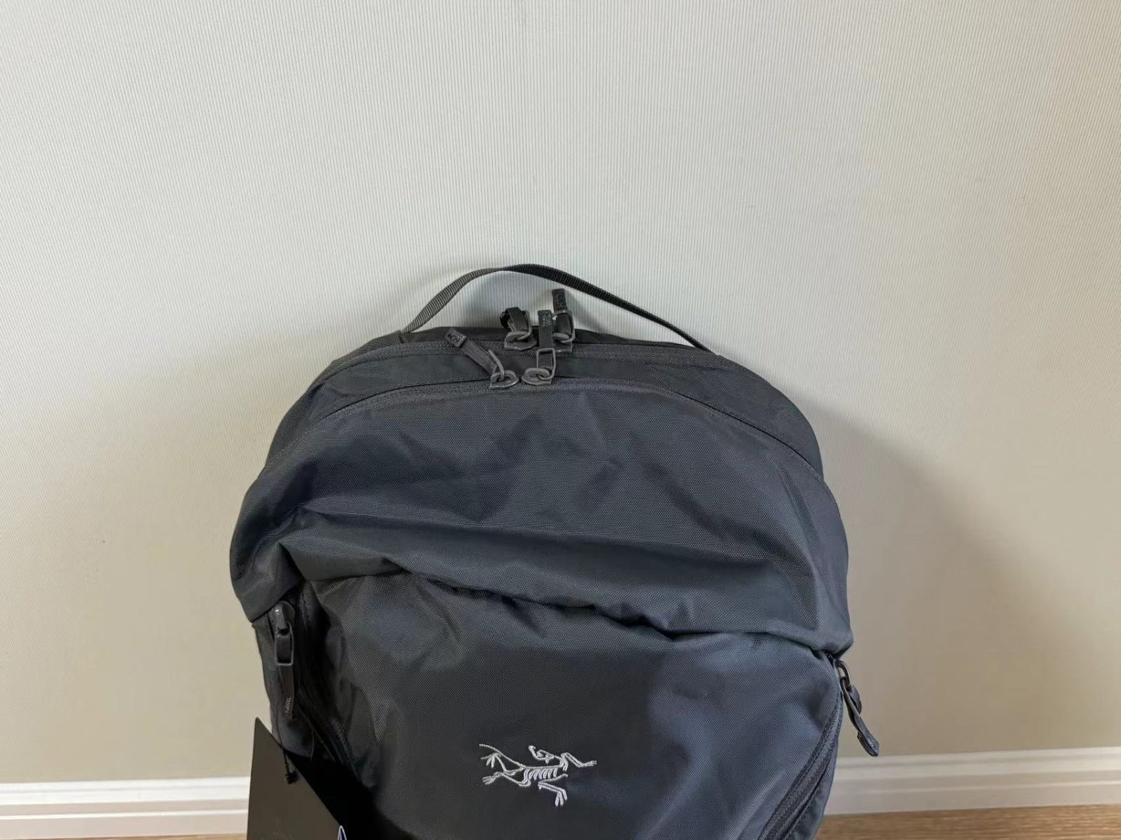 アークテリクスgray  ARCTERYX リュック バックパック マンティス26 デイパック メンズ レディース 軽量 26L