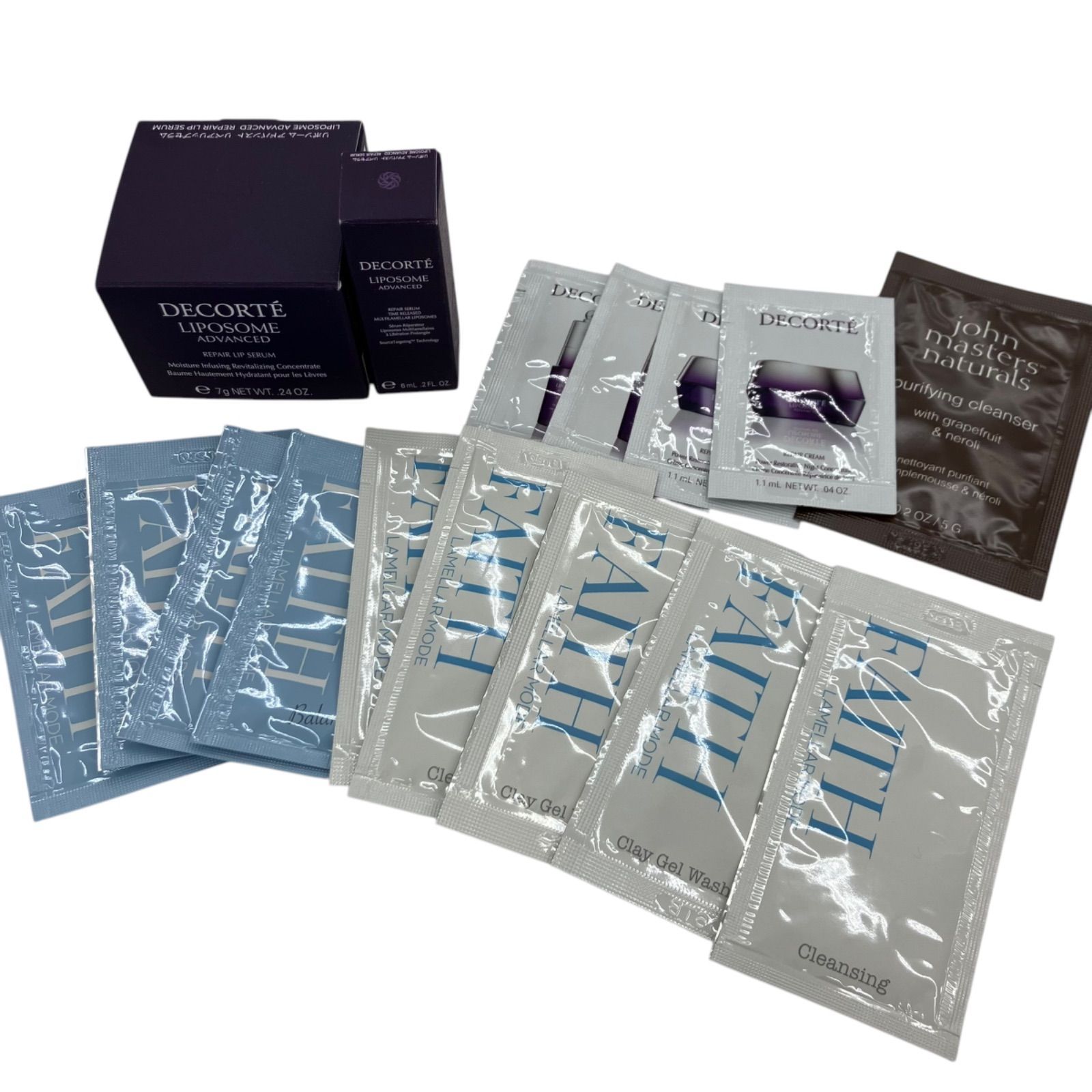 186001 コスメデコルテ リポソーム アドバンスト リペアリップセラム 口唇用美容液 ７g コスメデコルテリペアセラム６ml 試供品のおまけ付き