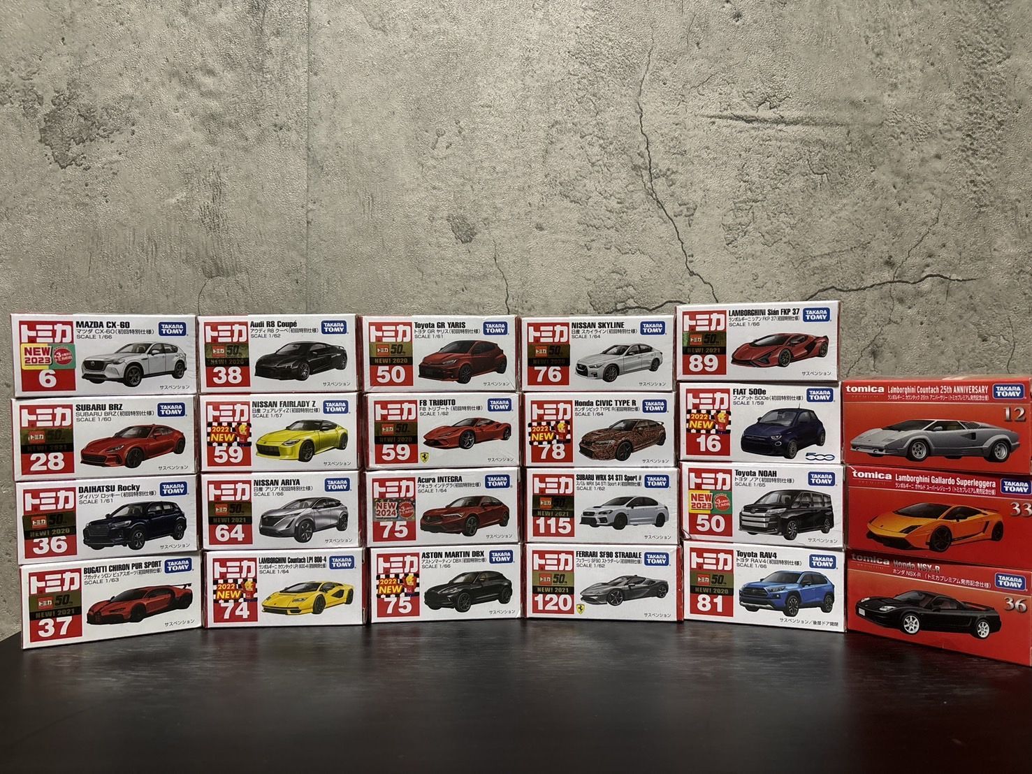 ヴォクシー トヨタ 115 トミカ赤箱 まとめ売り20台(初回特別仕様11台あり) ☆新品未使用未開封☆トミカ (初回特別仕様) ミニカーショップ : ミニカー