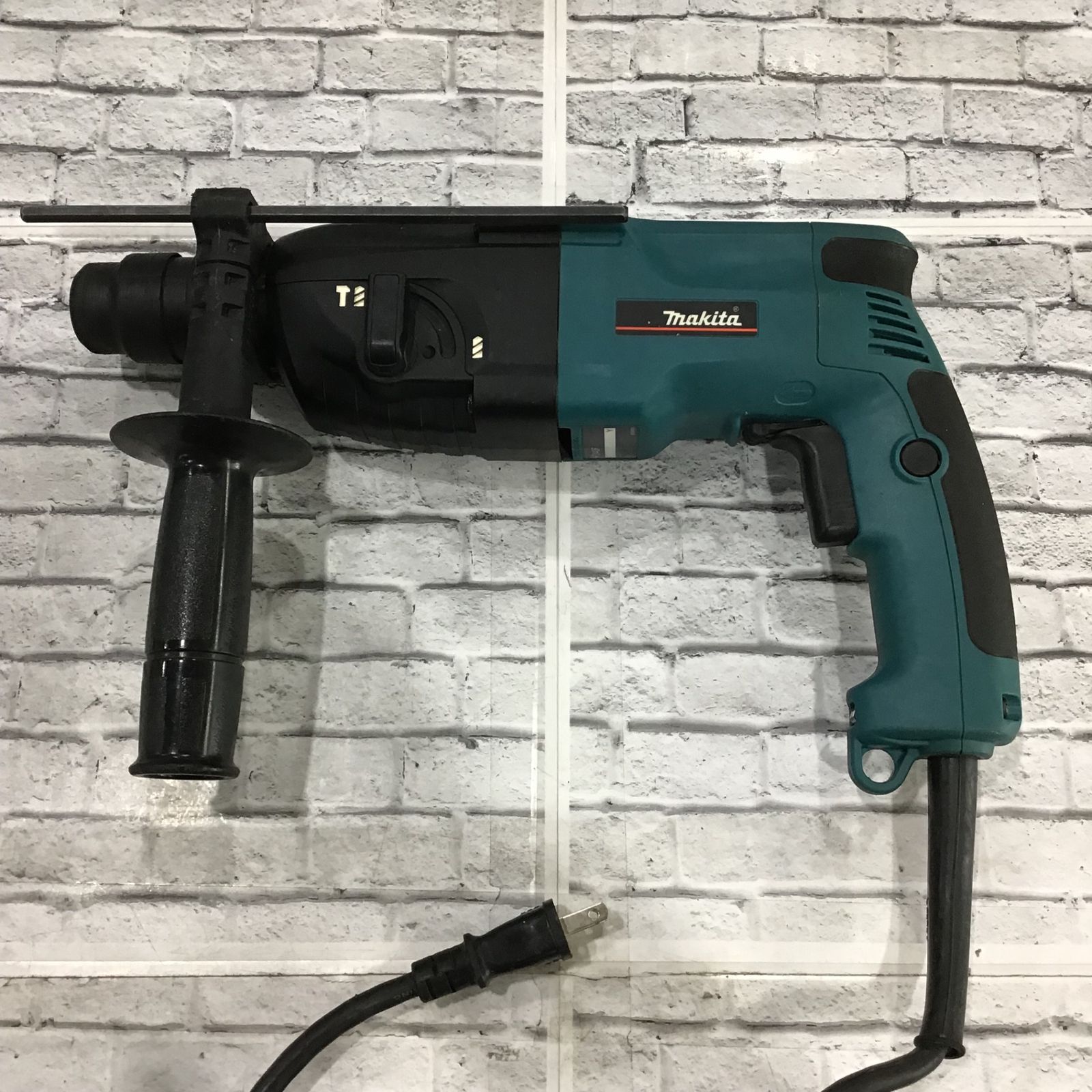 〇マキタ(makita) ハンマドリル HR2440F【川口店】 - メルカリ