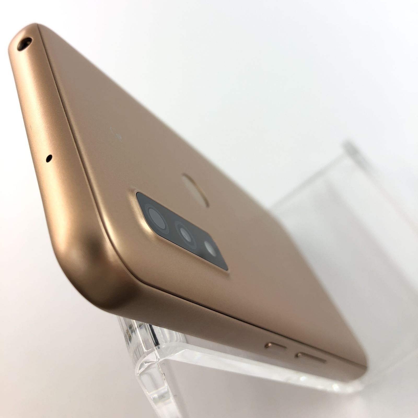 FCG01 スマートフォン ゴールド arrows We FCG01（au）：製品紹介 | FCNT合同会社