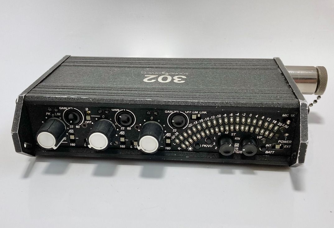 ☆完動品☆ Sound Devices 302 マイクプリアンプ 3ch ポータブル フィールド ミキサー - メルカリ