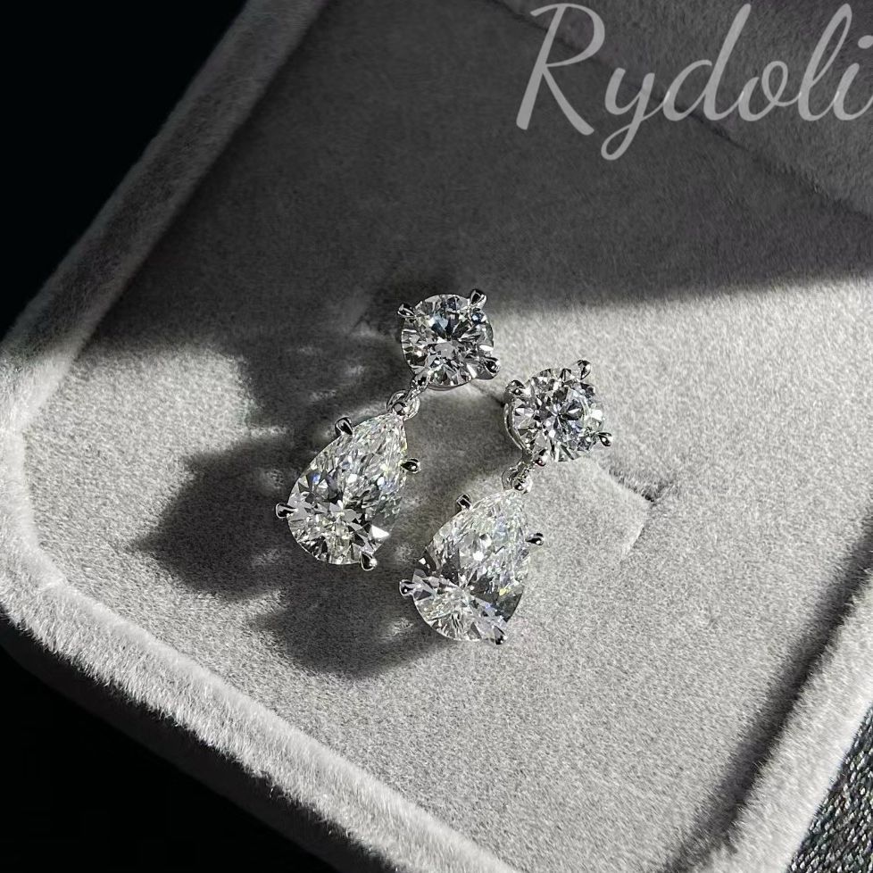 PT950 4.22ct オーダーメイドダイヤピアス ラボグロウン