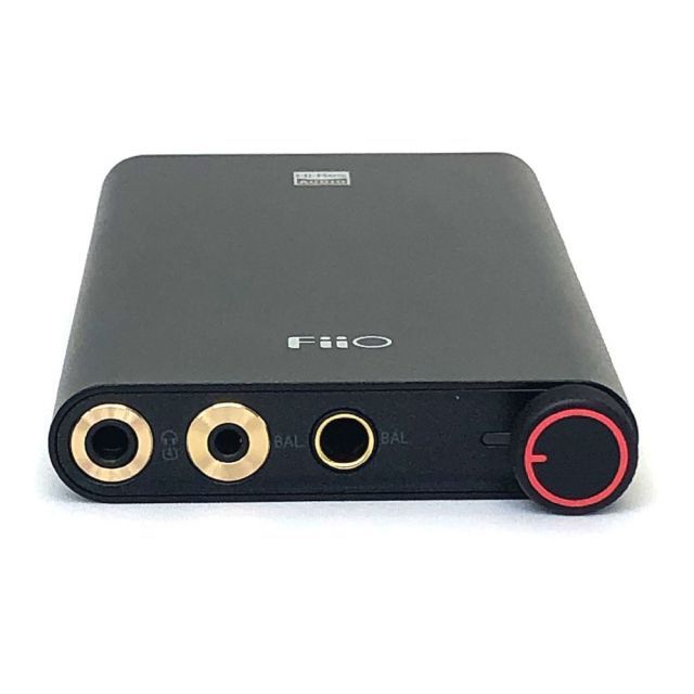 DAC内蔵ポータブルヘッドホンアンプ FIO