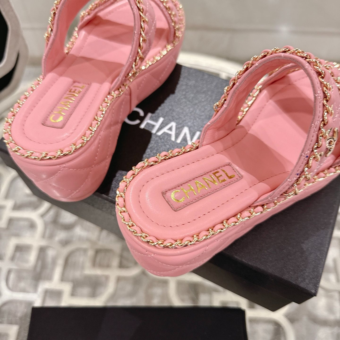 CHANEL シャネル 25SS 菱格チェーン スリッパ10-3 - メルカリ