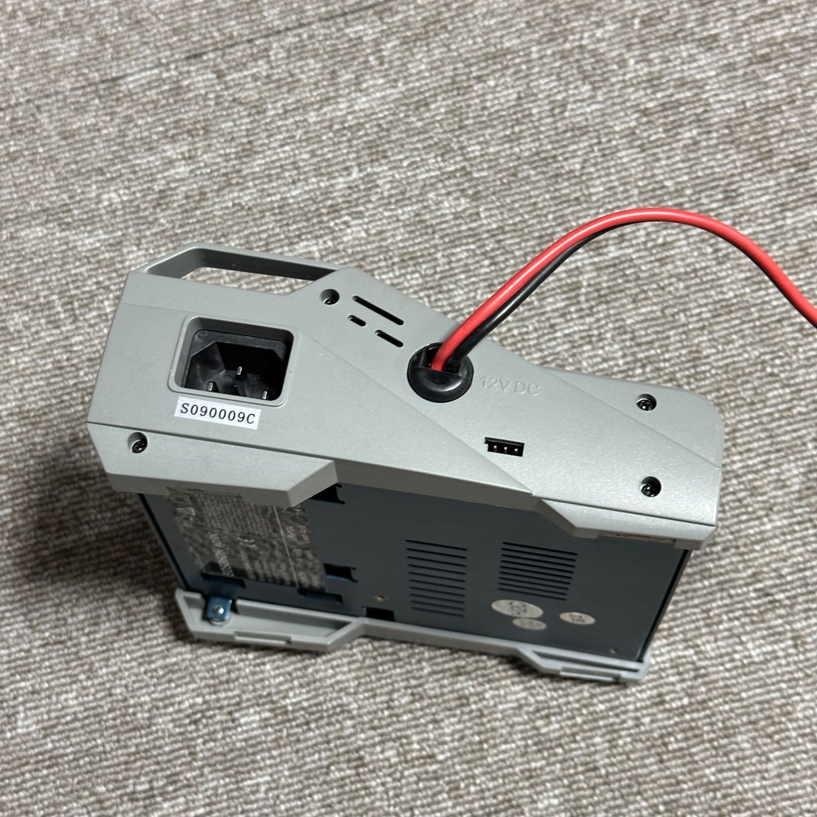 ハイペリオン充電器 HYPERION 充電機 EOS 0606i AC DC