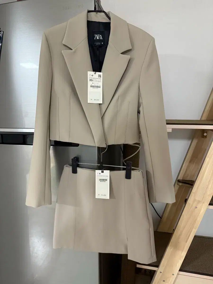 ZARA ザラ ベージュ セットアップ zara ジャケット ブレザー スカート セット