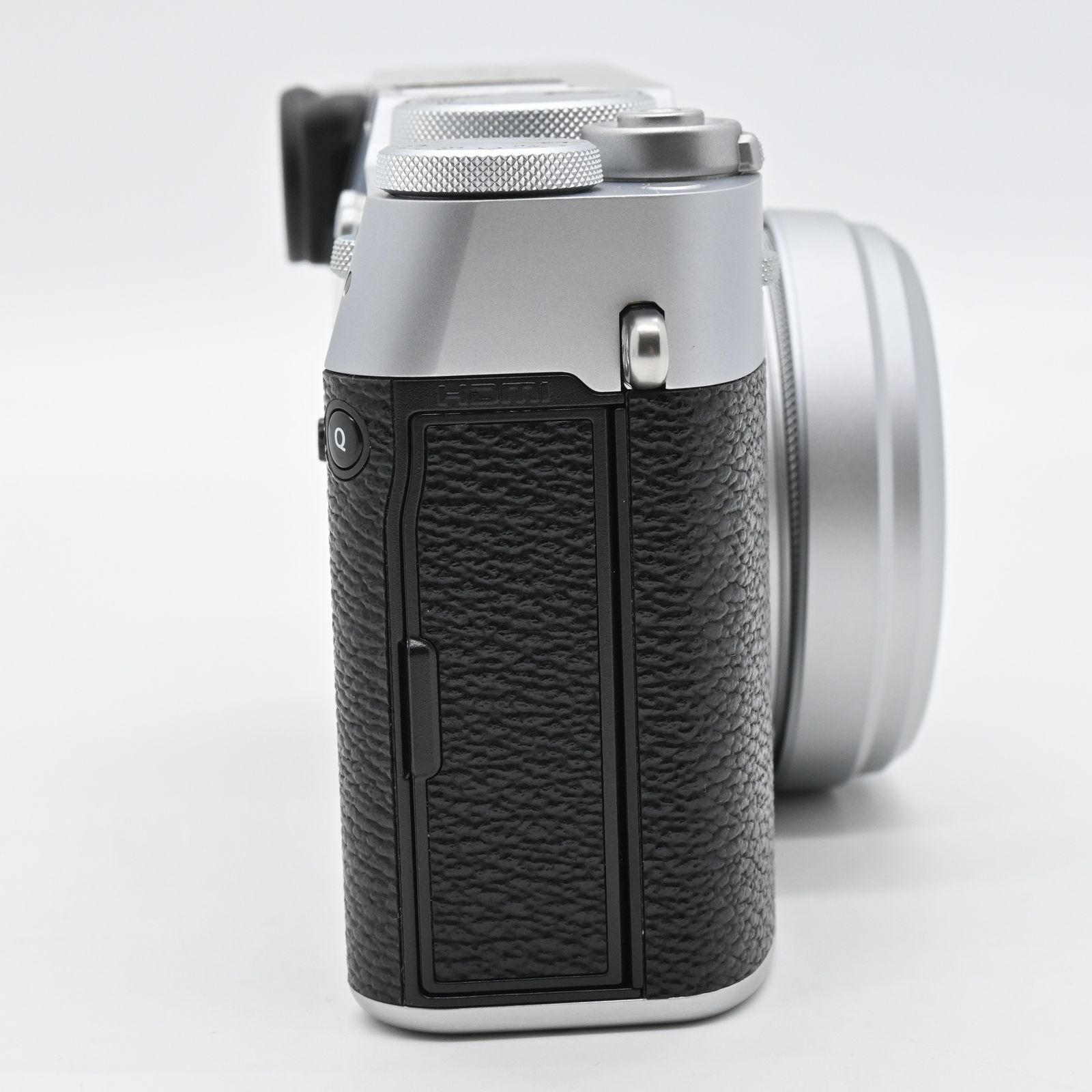 美品 X100VI シルバー　富士フィルム 多言語 富士フイルム FUJIFILM X100VI シルバー 日英二言語モデル｜新品通販