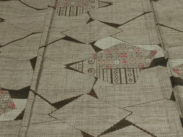 平和屋着物○本場大島紬 白大島 9マルキ とんぼ 正絹 逸品 DAAV1421tw