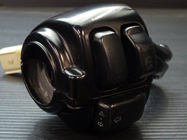 ハーレー スポーツスター XL883L-I 純正 スイッチボックス 左 E3718