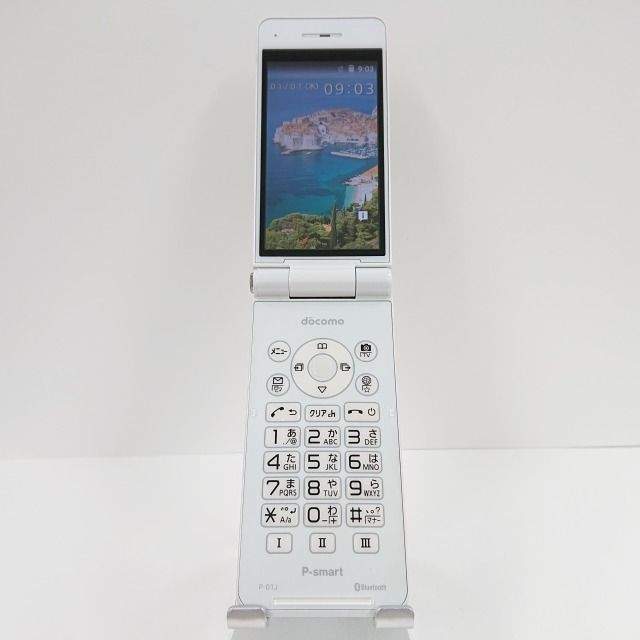 P-smart ケータイ P-01J docomo ホワイト 送料無料 本体 c06884