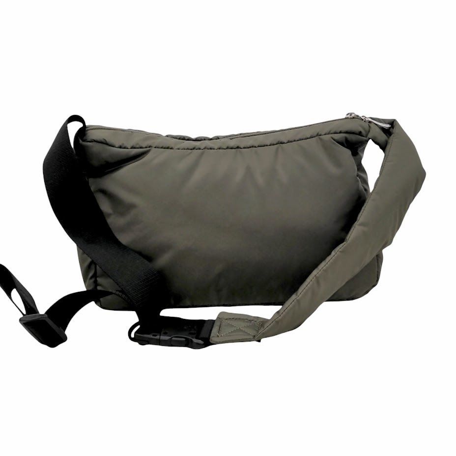 美品 CLESSTE PADDED HOLIDAY BAG OLIVE クレステ ホリデー