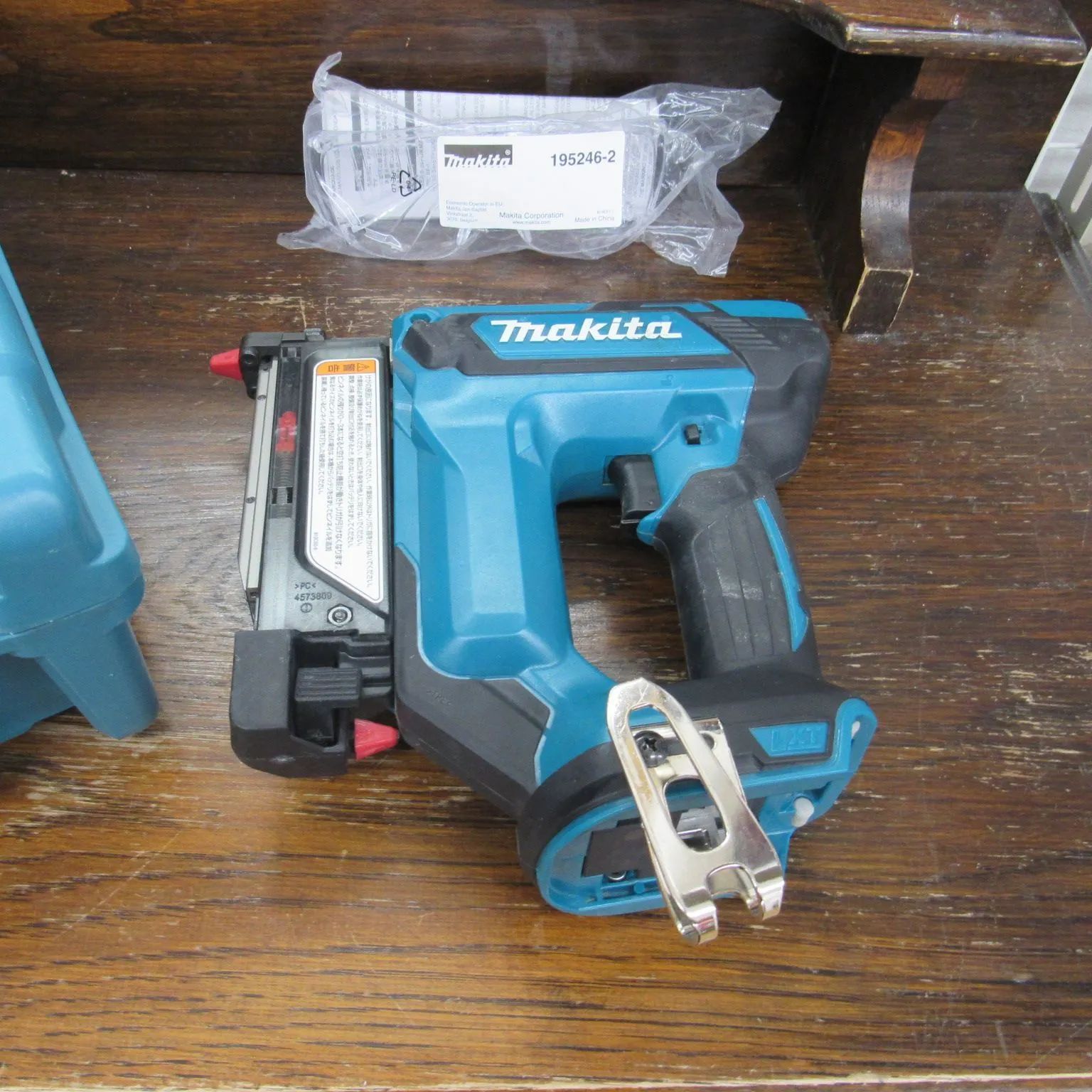 充電式 ピンタッカ