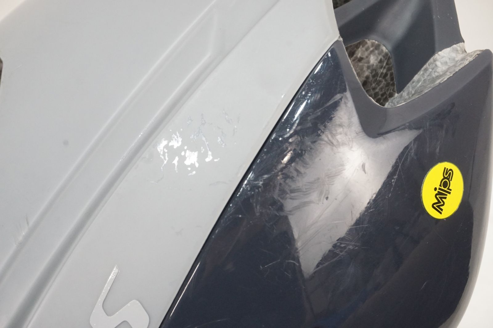 SPECIALIZED スペシャライズド