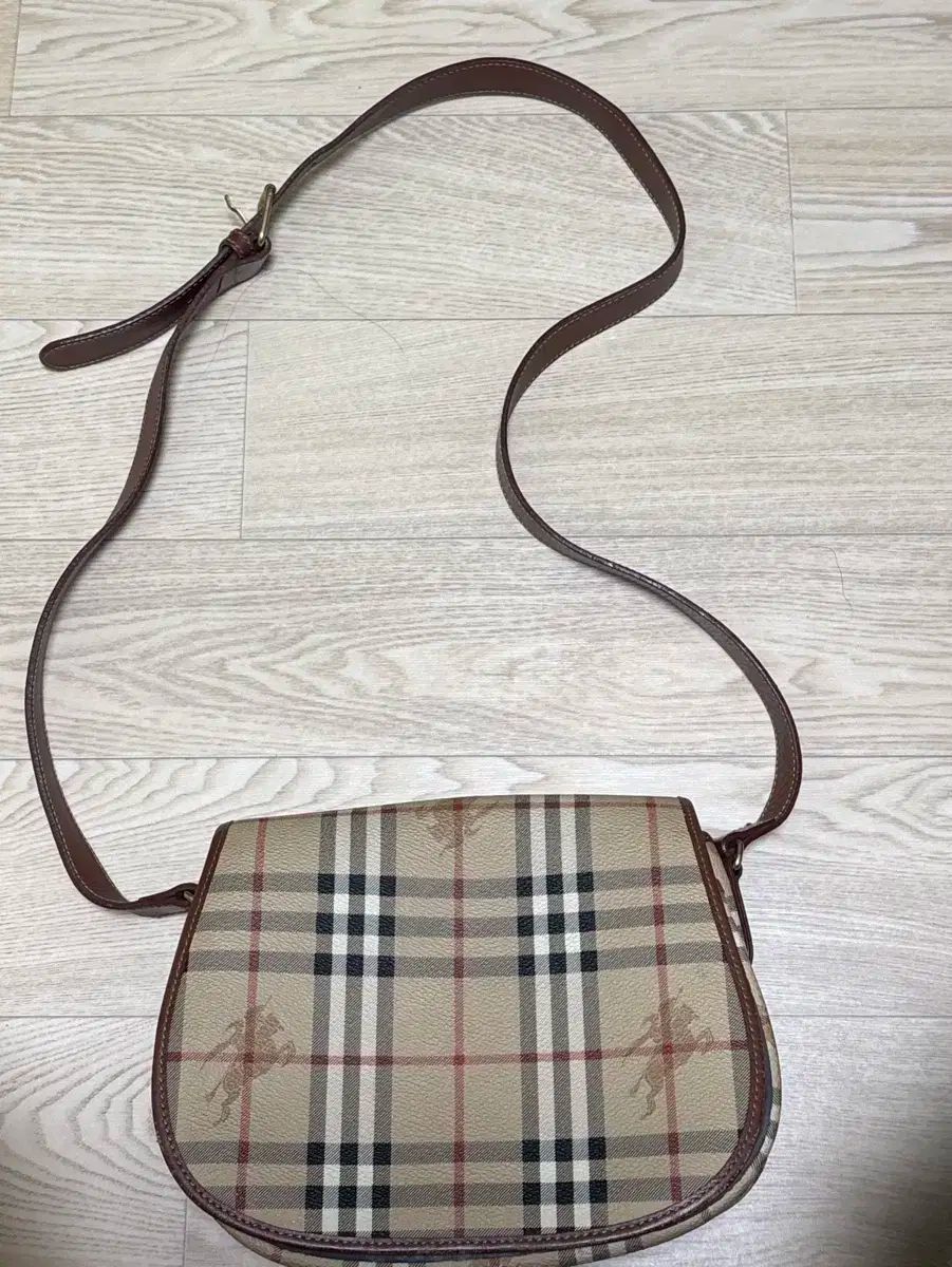 ヴィンテージ Burberry バーバリー クロスバッグ