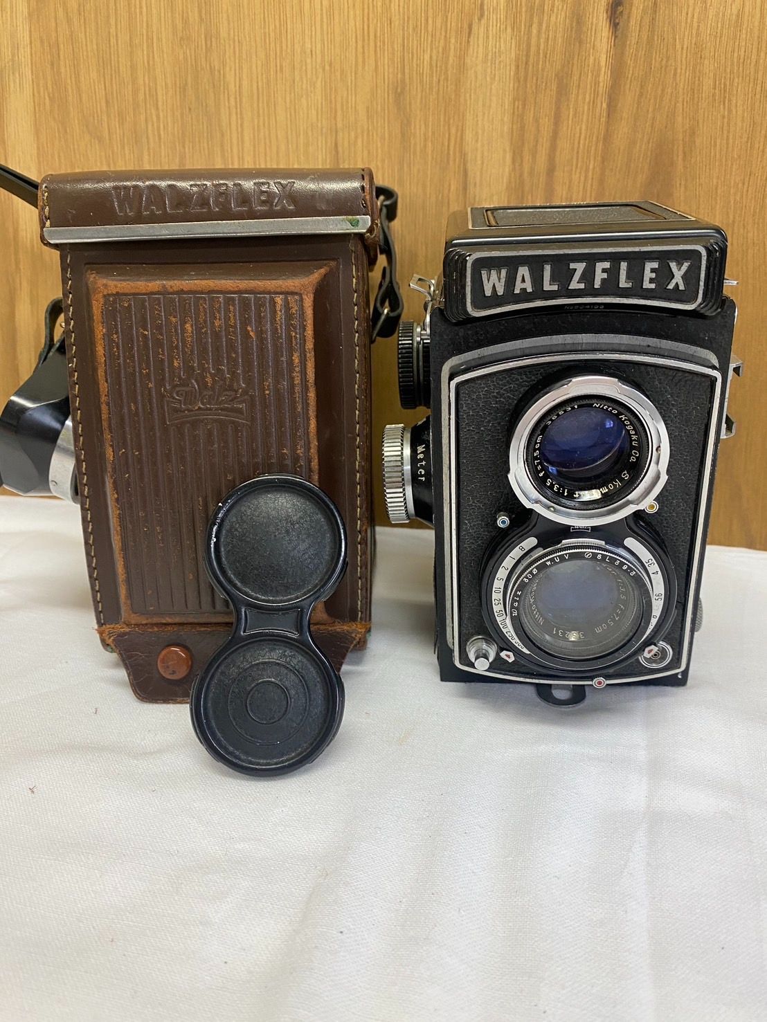 WALZFLEX フイルムカメラ 二眼レフ ジャンク品扱い 動作未確認 - メルカリ
