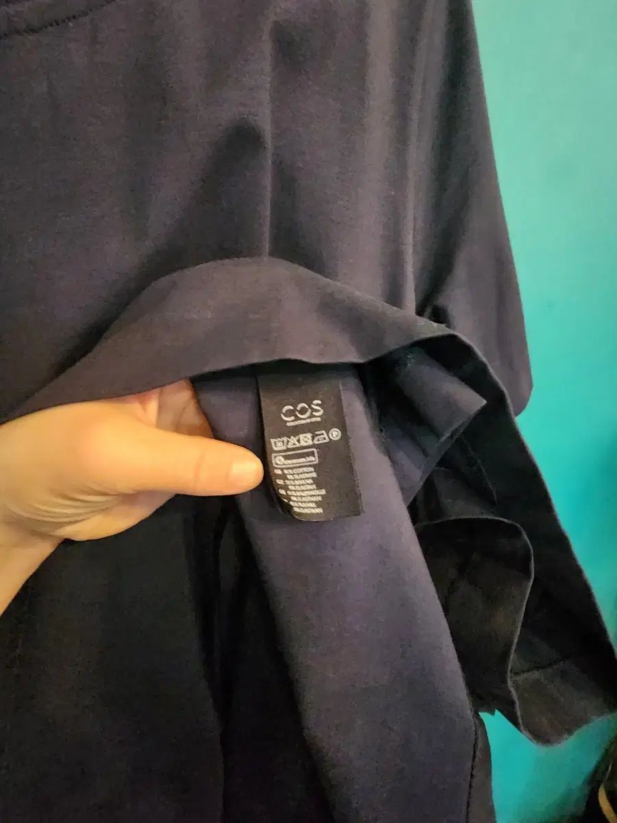 cos COS