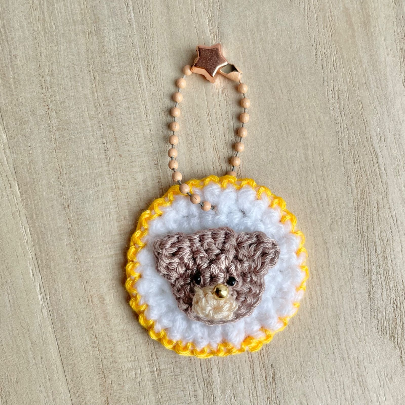 ハンドメイド まあるい キーホルダー ストラップ くま 刺繍糸