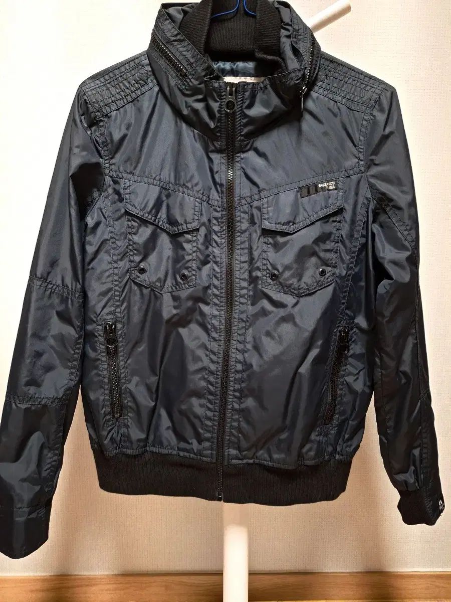 バックルー アウター