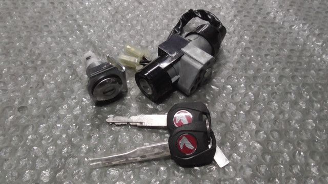 ダックス125　JB04-1006xxx　の　キーセット:#1713514001