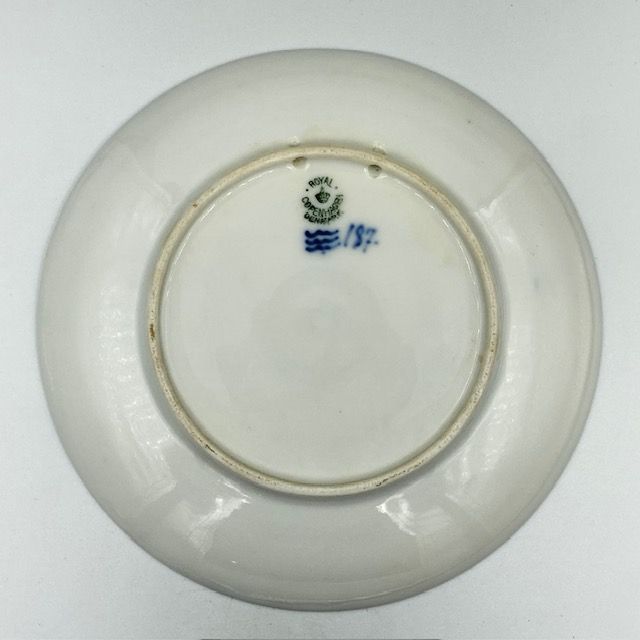 ロイヤルコペンハーゲン 1926年製イヤープレートクリスチャンハウン運河