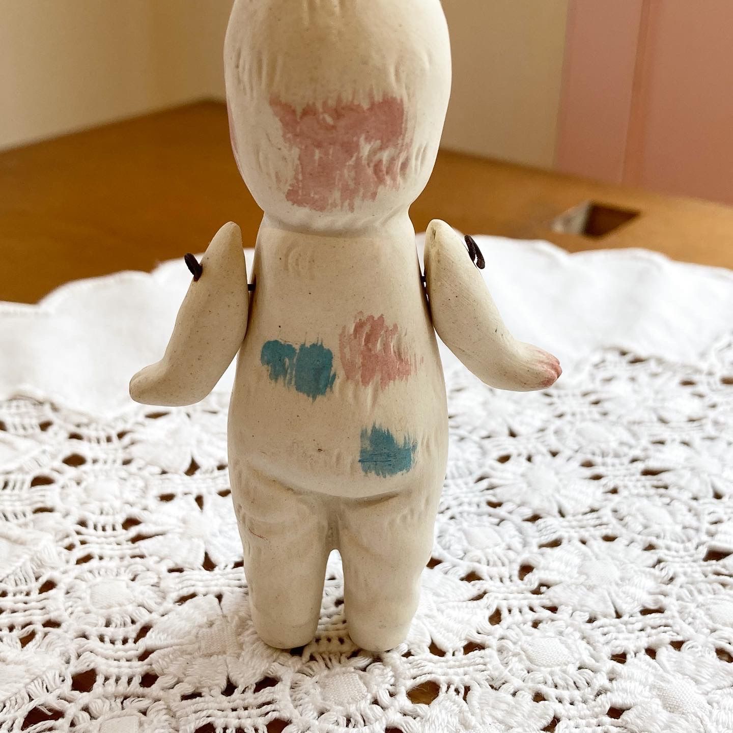 フランス直輸入】うさぎの着ぐるみを着た子どもが愛らしい