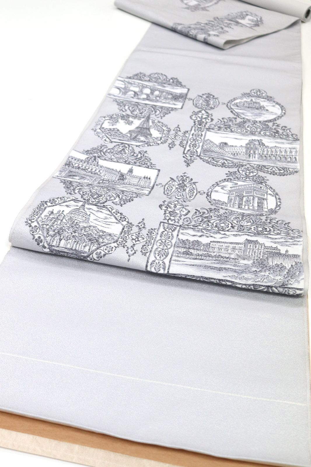 ona4576 西陣 まいづる 九寸 名古屋帯 西洋更紗 お仕立て付き 2~3週間で発送