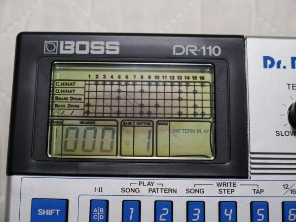 BOSS DR-110 アナログ ドラム マシン BOSS DR-110 Dr.Rhythm GRAPHIC BOSS DR-110 アナログ ドラム マシン BOSS DR-110 Dr.Rhythm GRAPHIC