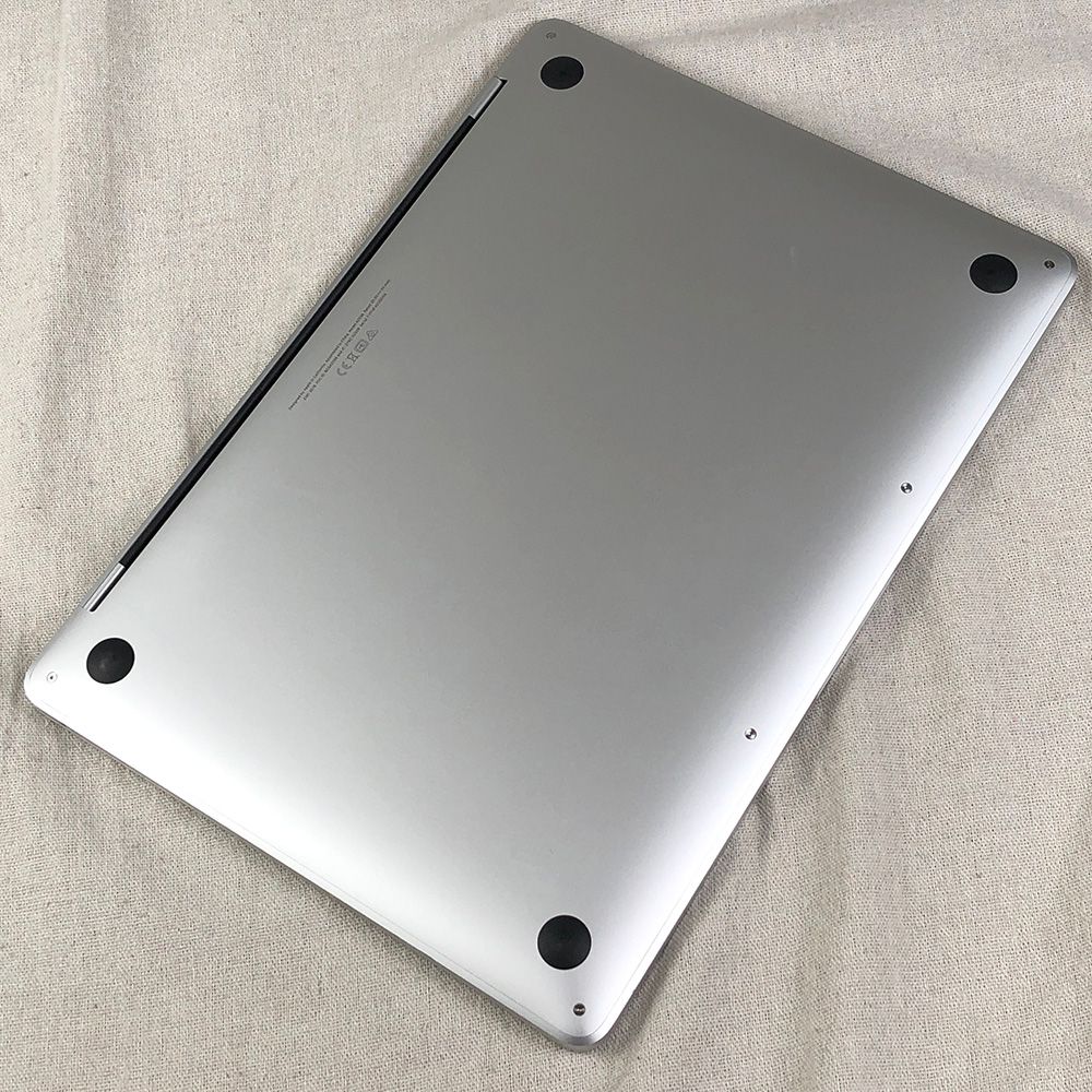 メモリ16GB SSD256GB