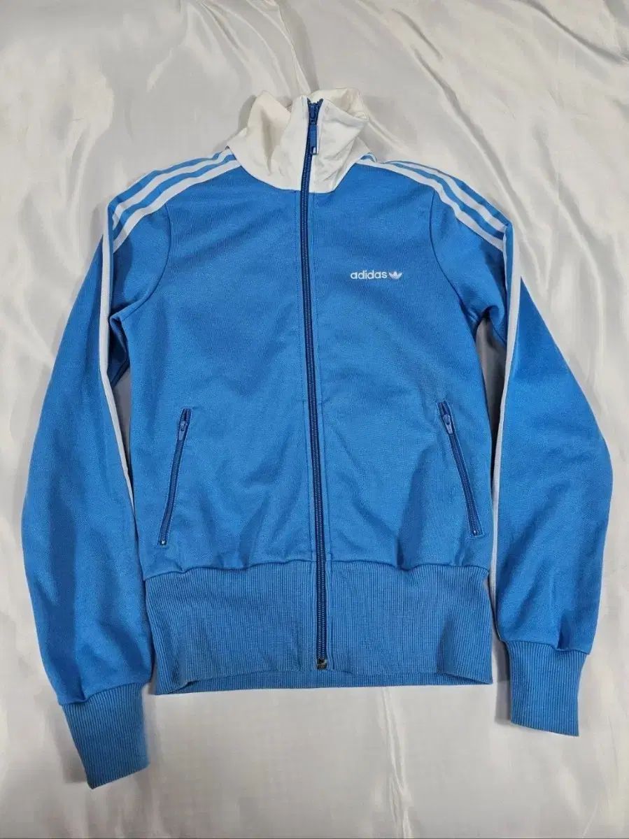 アディダス adidas トラックジャケット ジャージ バイカラー 両面ロゴ