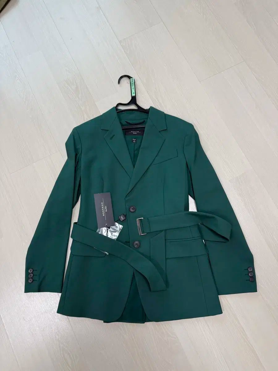 正規品 WEEKEND