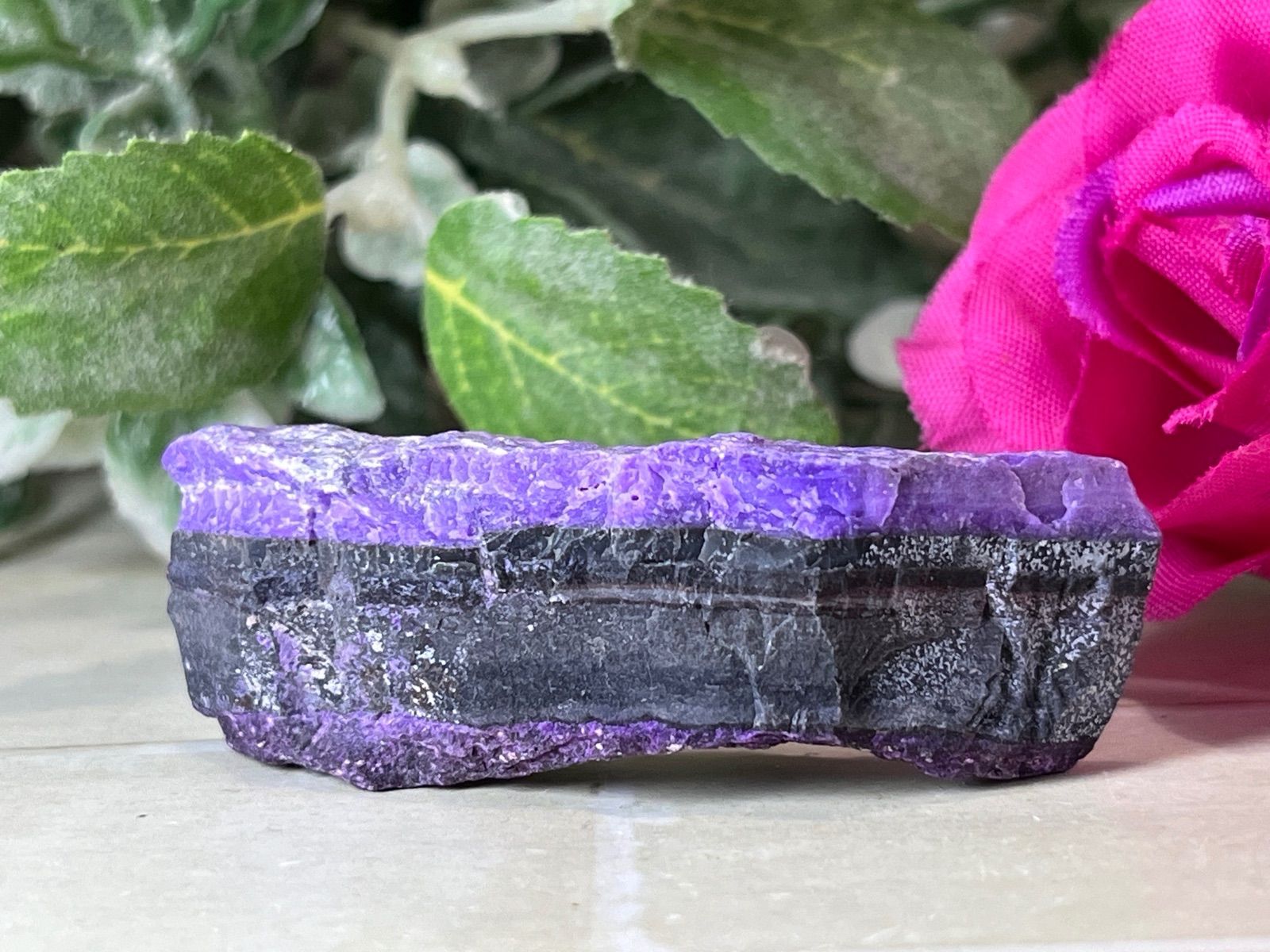 ピンクスギライト✨ 南アフリカ産 ラフストーン 瞑想 原石 スギ