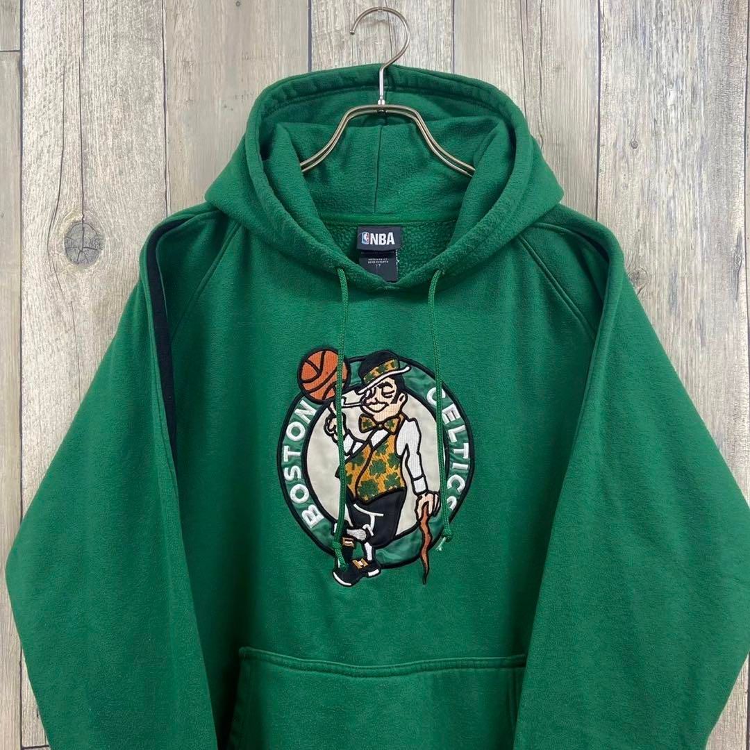 NBA エヌビーエー ボストン セルティックス スウェット パーカー L パーカー トップス 登山ウェア アウトドアウェア
