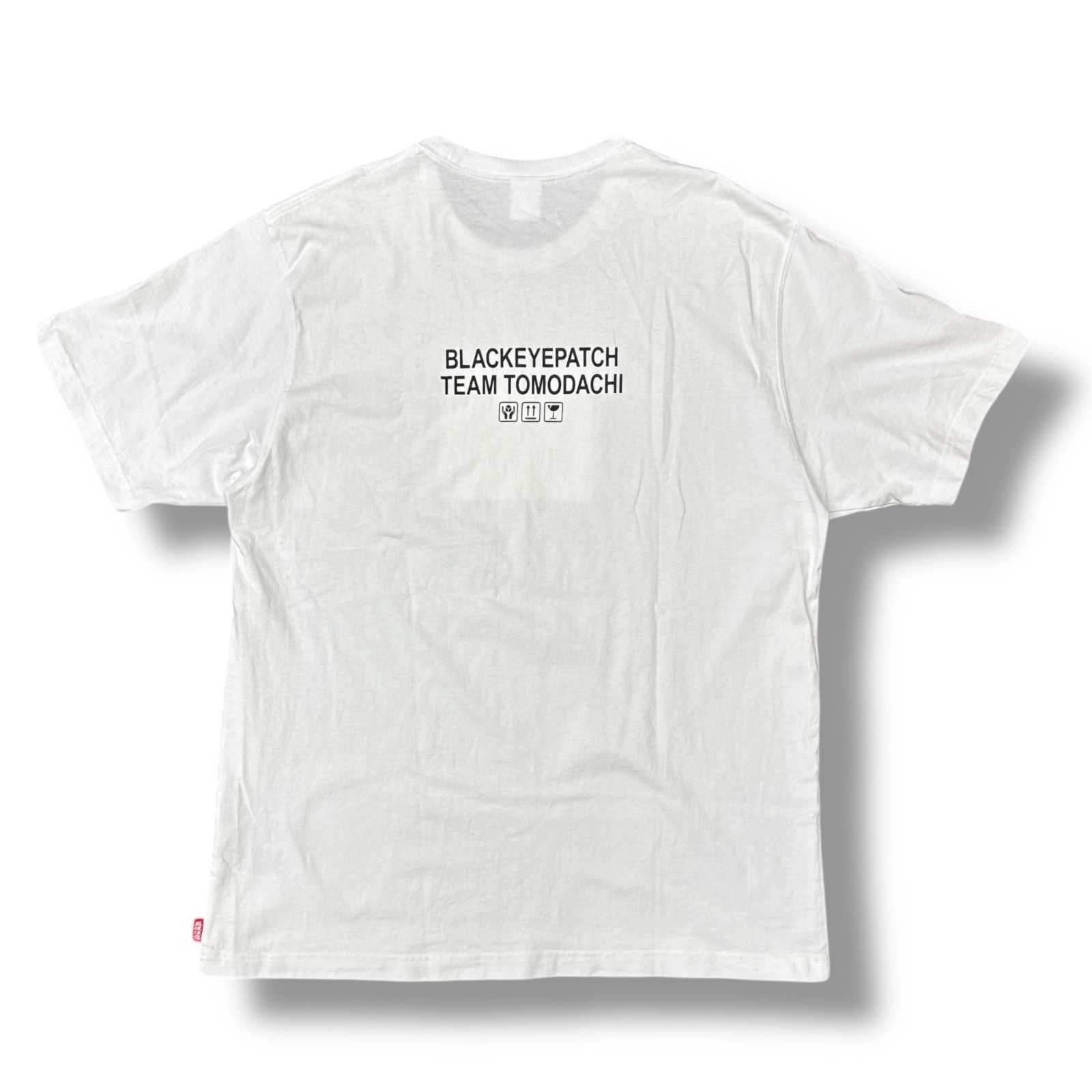THE BLACK EYE PATCH TEAM TOMODACHI LABEL TEE チーム友達