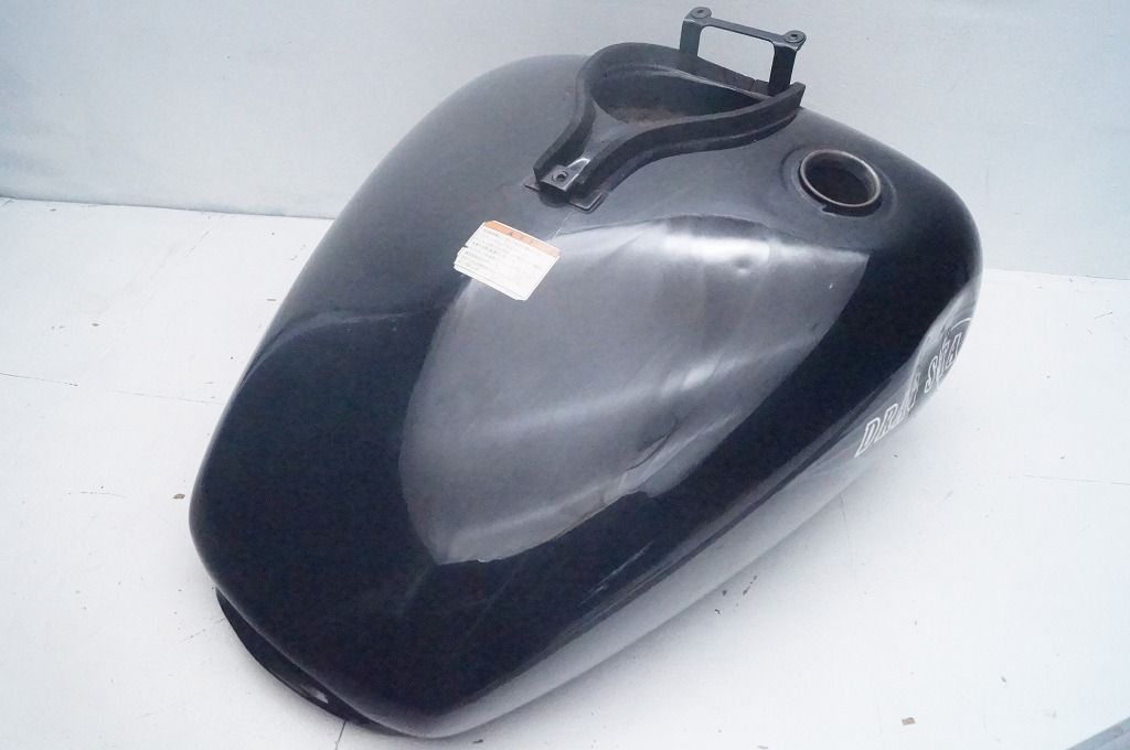 ドラッグスター400 純正タンク ヤマハ発動機 ドラッグスター400 タンク 赤M ヤマハ 純正 中古