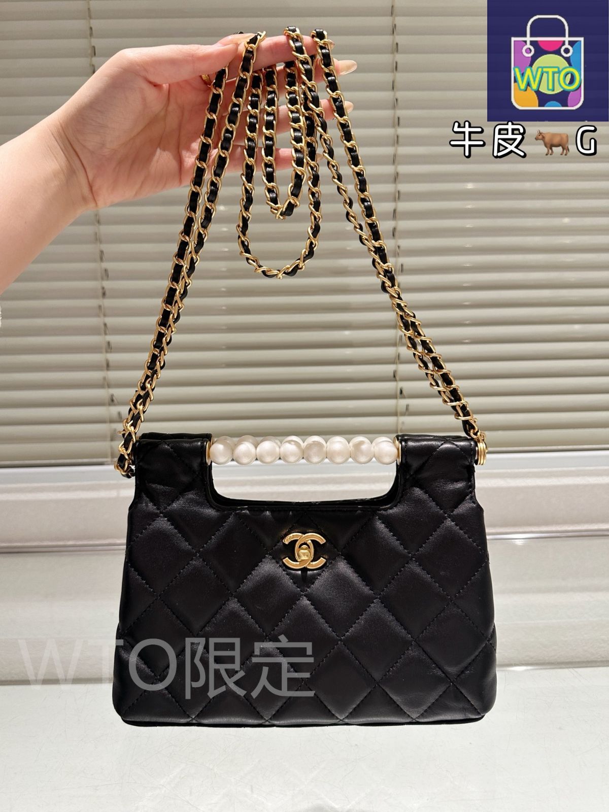 【パールがアクセント★パーティーも】CHANEL クラッチバッグ パールがアクセント♡】CHANEL チェーンクラッチバッグ (CHANEL