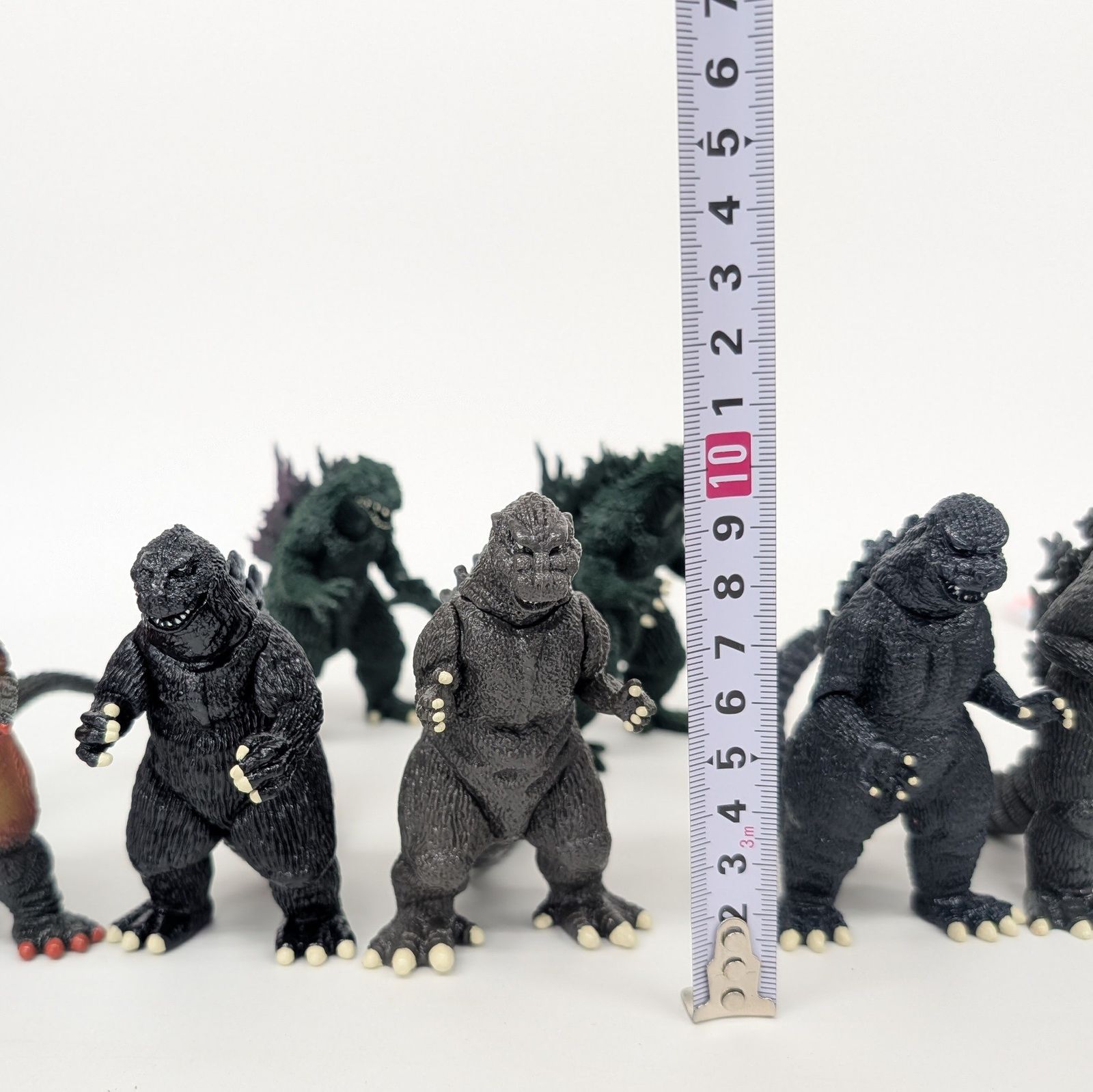 ゴジラフィギュア７体セット 歴代 ゴジラ フィギュア 7体セット 現状品 - メルカリ