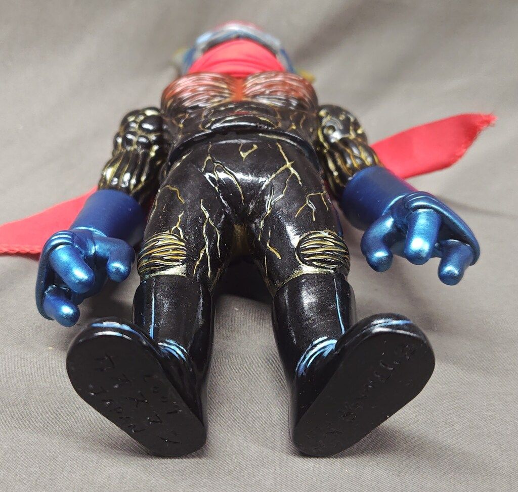 REALHEAD/一番星 ミカヅキマンジョー 黒成型/メタ青/金/銀/茶塗装 赤