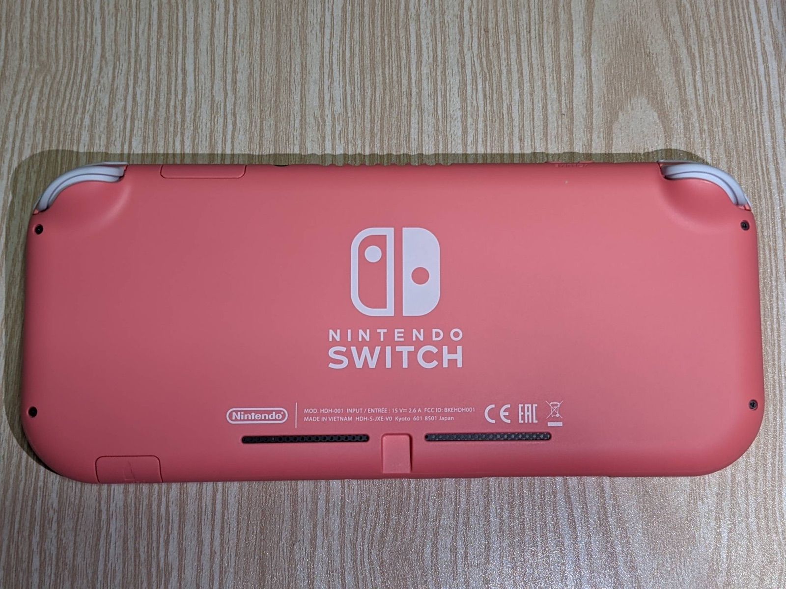 美品 Switch Lite スイッチ ライト コーラルピンク 本体 任天堂