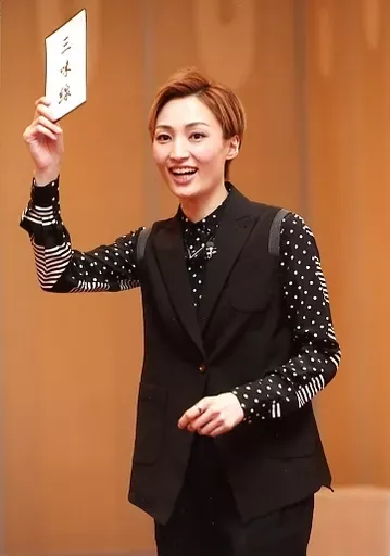 宝塚 望海風斗 退団DVD 宝塚ファンクラブ 宝塚 望海風斗 退団DVD 宝塚